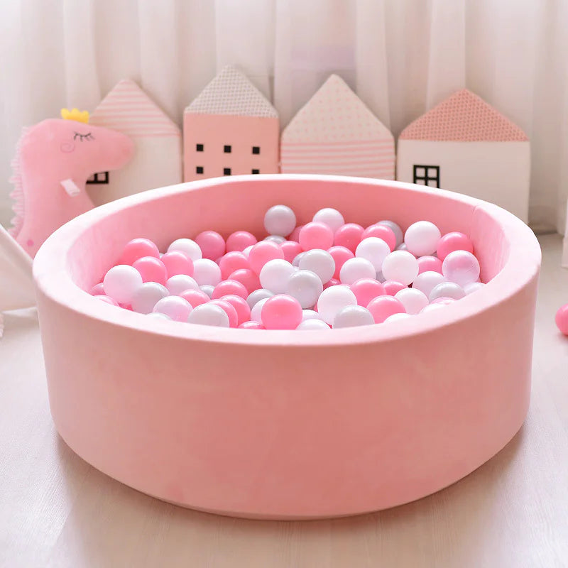 The KiddyGoods™ Indoor Ocean Ball Pool