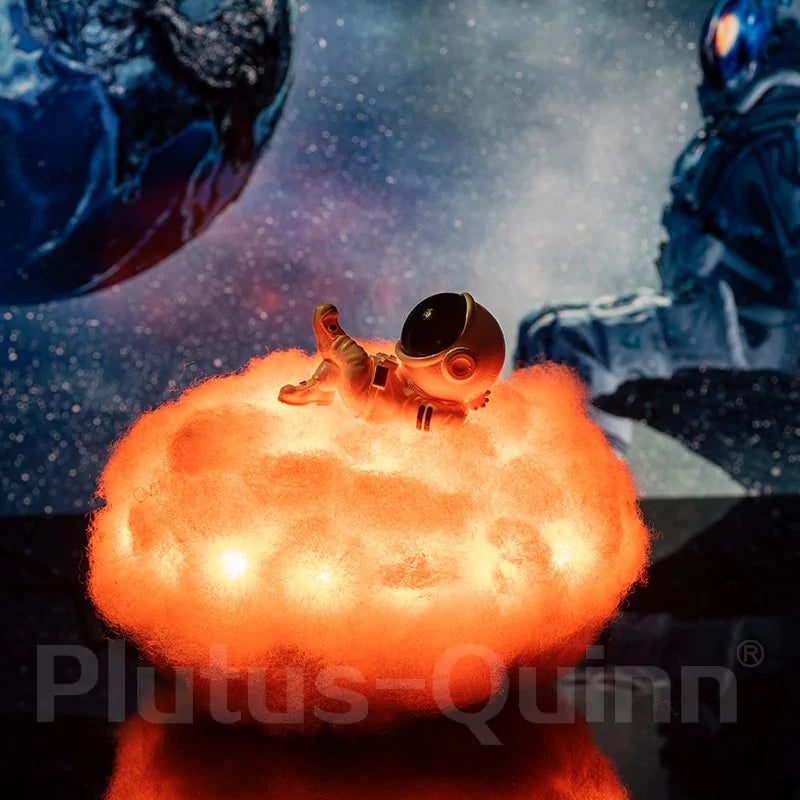 The KiddyGoods™ Astronaut in The Clouds Lamp